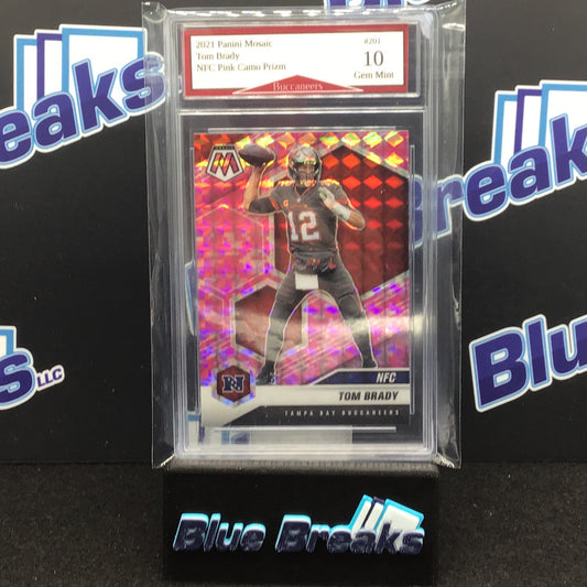 2021 - Panini Mosaic - Tom Brady - 201 - Pink Camo - Tampa Bay Buccaneers