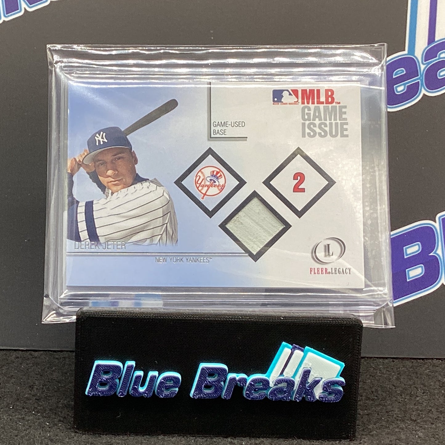 2001 Fleer Legacy Derek Jeter