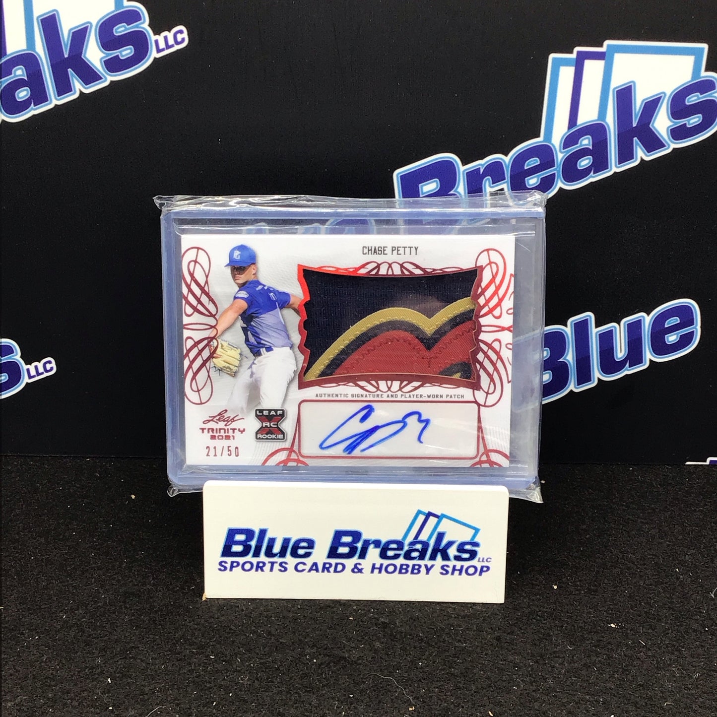 2021 Leaf Trinity red Chase Petty relic auto 21/40 #PA-CP1 Reds