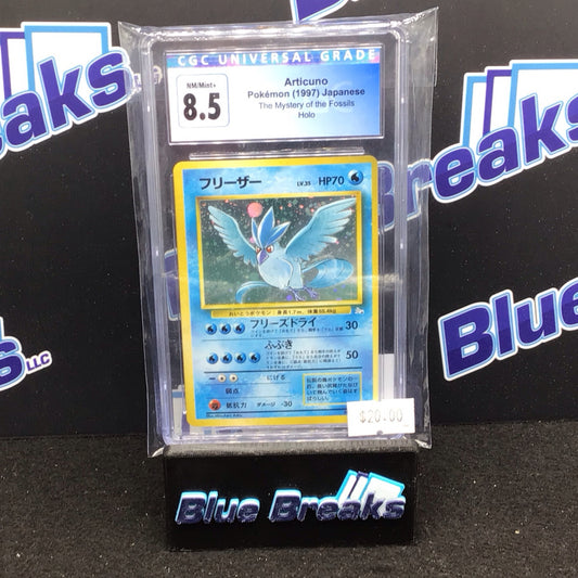 1997 Pokemon Japanese Articuno Holo The Mystery of the Fossils CGC 8.5