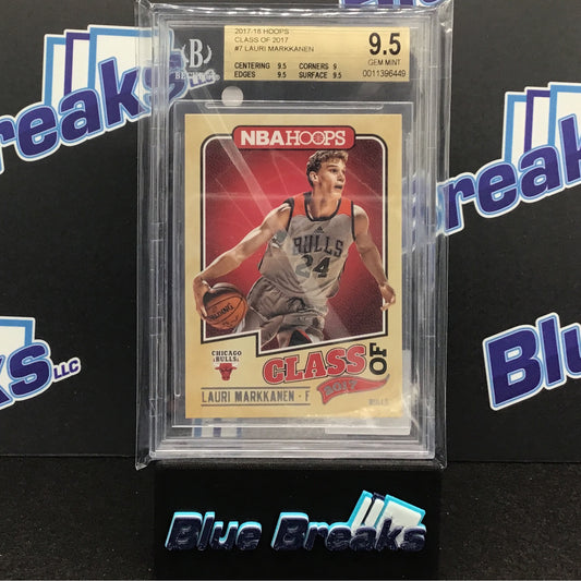 2017-18 Hoops Class of 2017 Lauri Markkanen #7 Beckett 9.5 Bulls