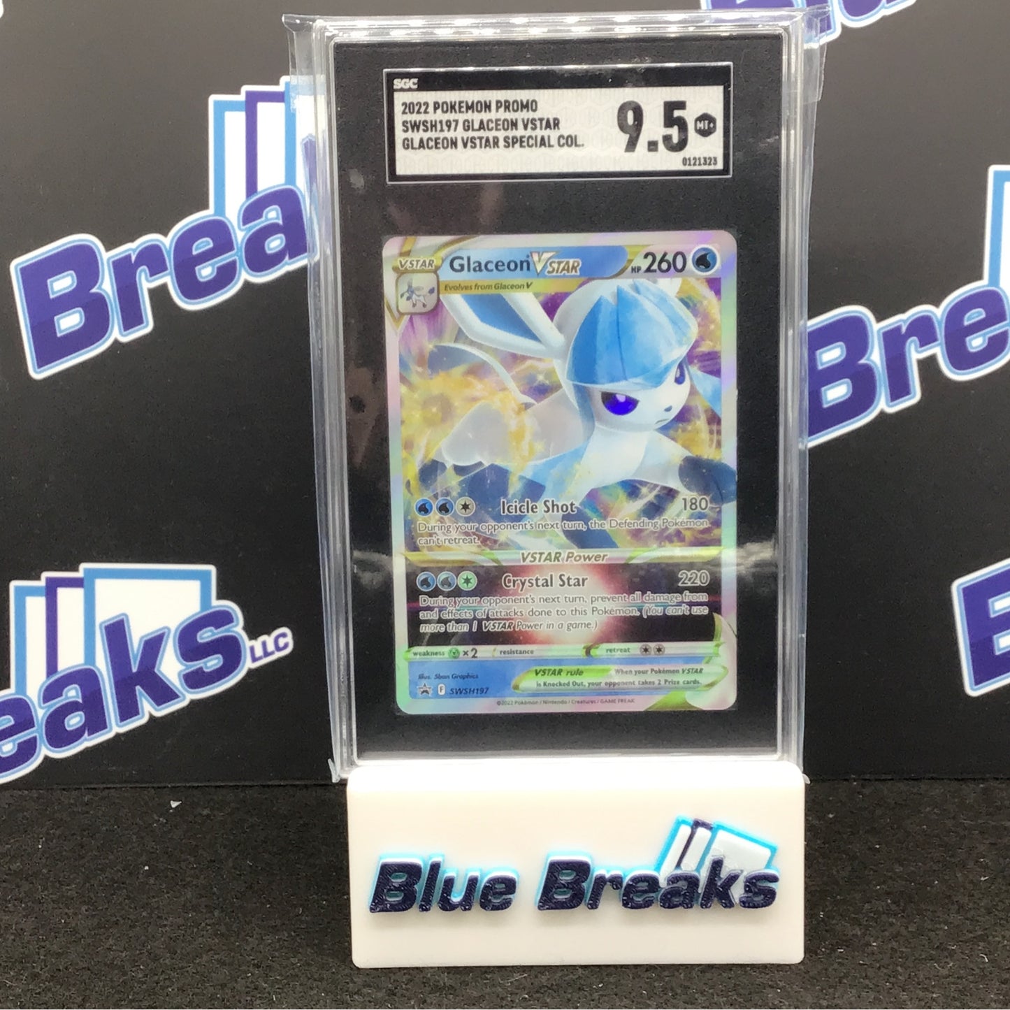 2022 Pokémon Promo - SWSH 197 - Glaceon Vstar - Special Col. SGC 9.5