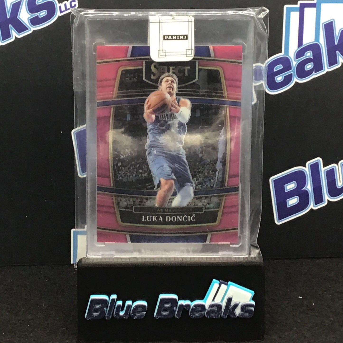 2021-22 Panini Select - Luka Doncic - Concourse Pink - 3/10 - Dallas Mavericks - Mint Collective Exclusive