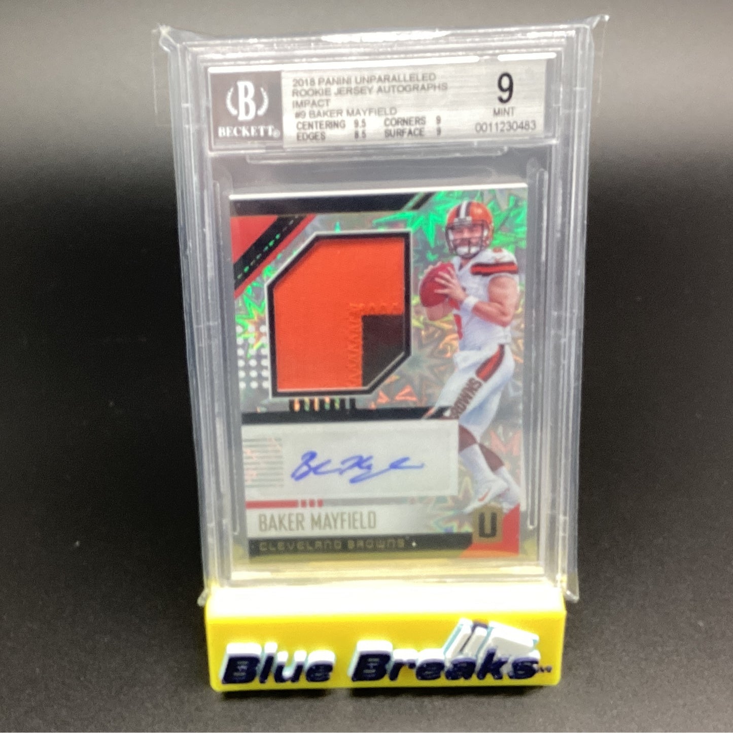2018 Panini Unparalleled Rookie Jersey Auto - Baker Mayfield 35/75