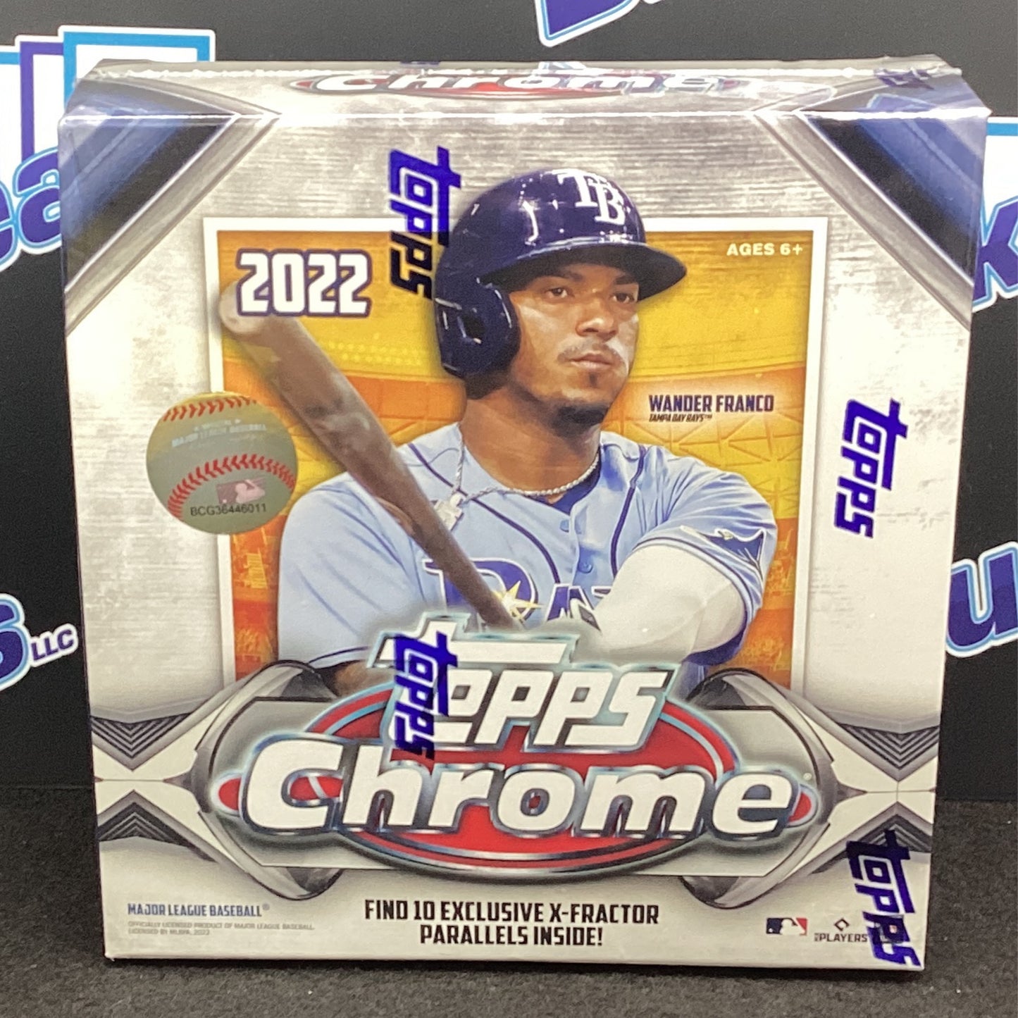 2022 Topps Chrome Mega