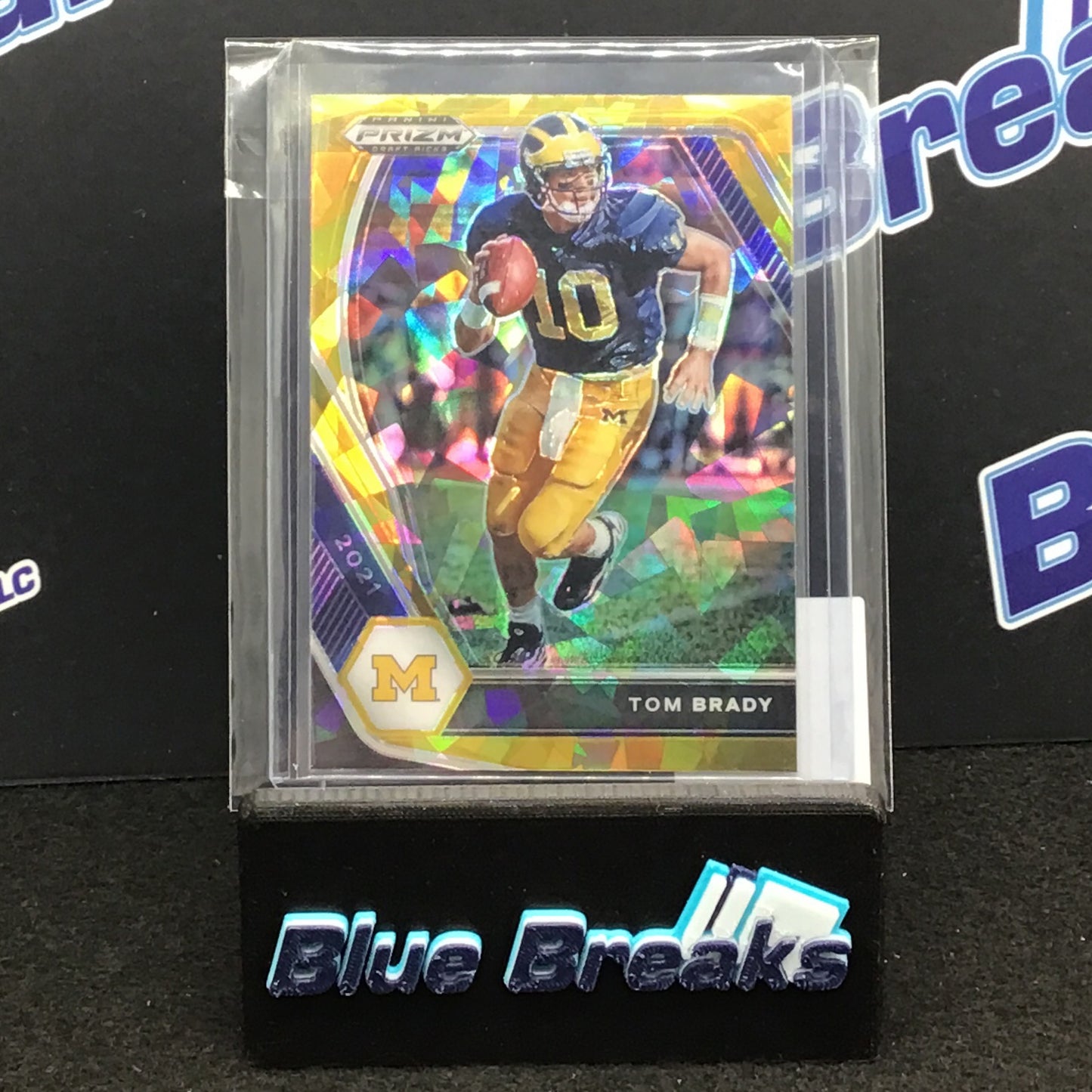 2021 Panini Prizm Draft Picks Cracked Ice Tom Brady #6 Wolverines / Buccaneers