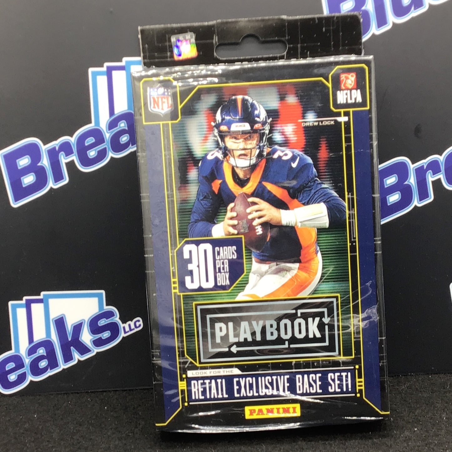 2020 Panini Playbook Football Hanger