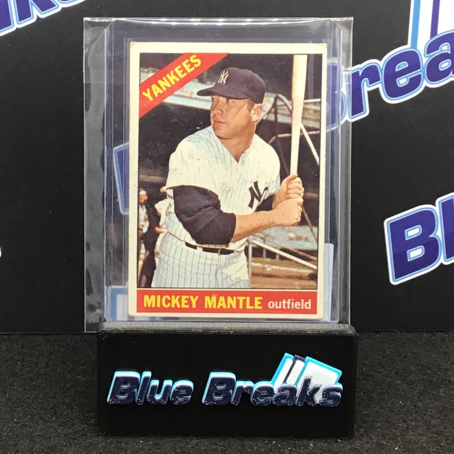 1966 Topps Mickey Mantle #50 Yankees