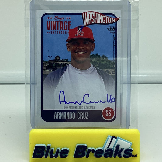 2020 Onyz Authenticated - Armando Cruz /275