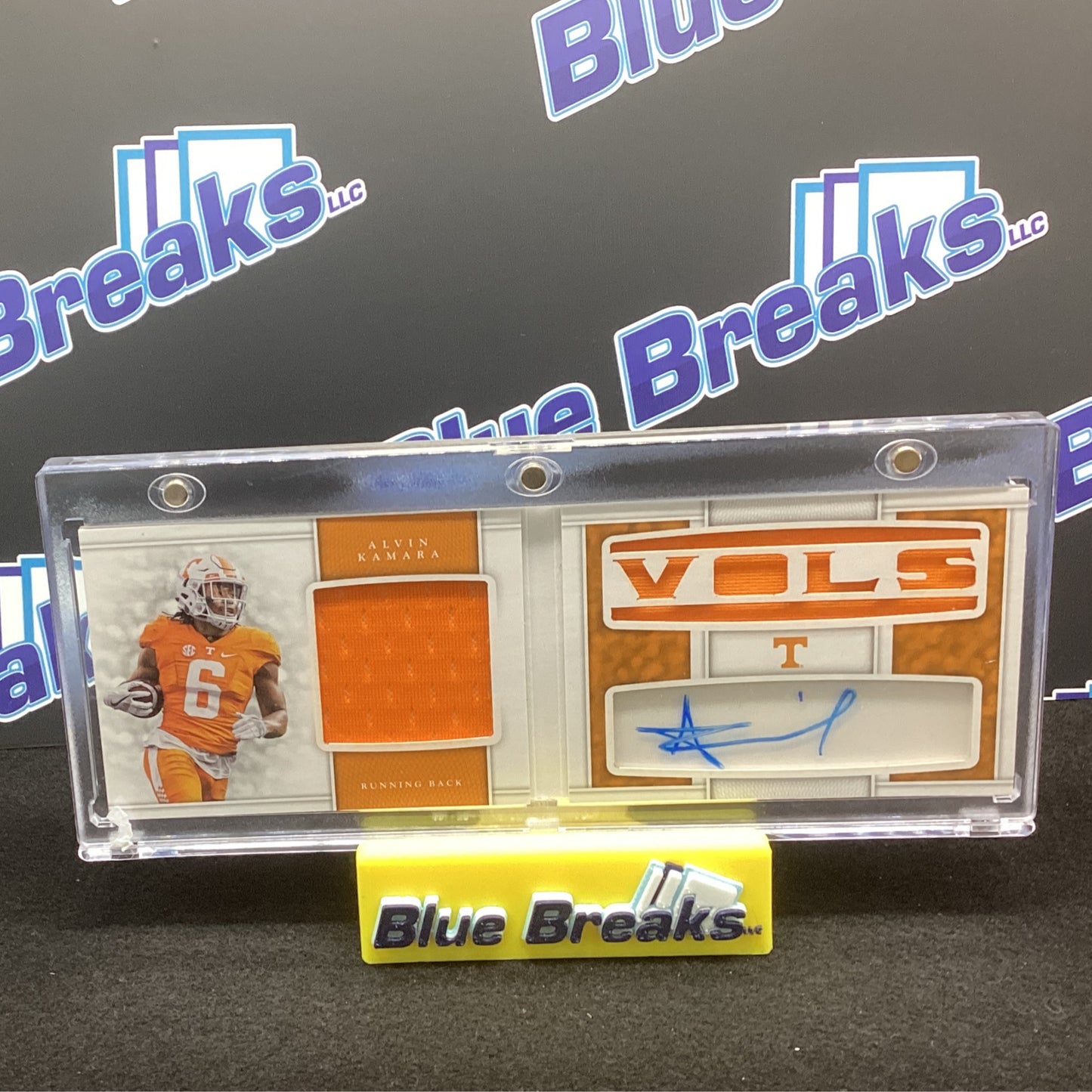 2017 Panini National Treasures - Alvin Kamara 9/70